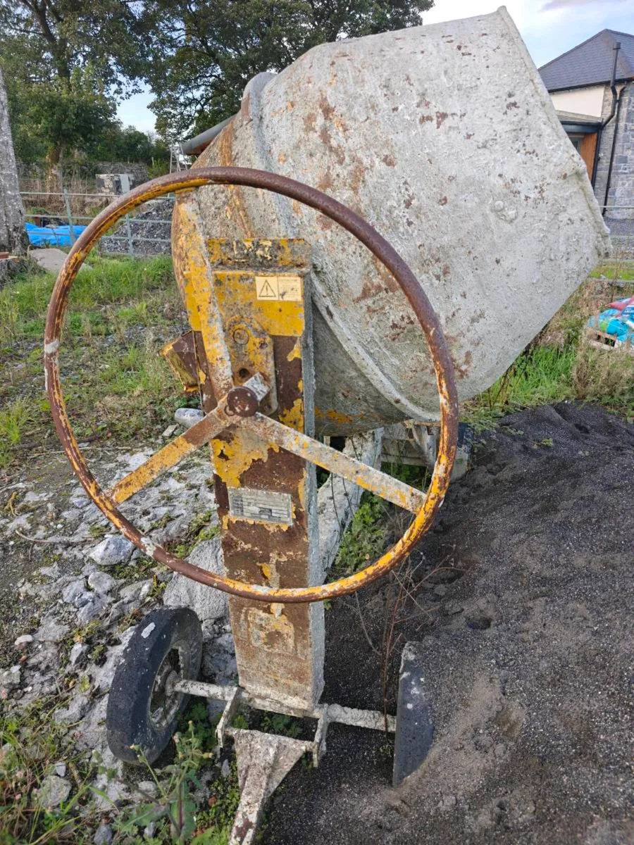 Cement mixer - Image 2