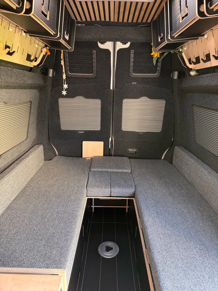 VW Transporter T6 CamperVan  2020 - Image 3