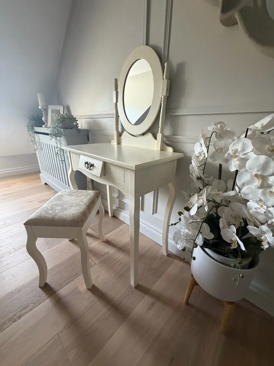 Dressing table - Image 3
