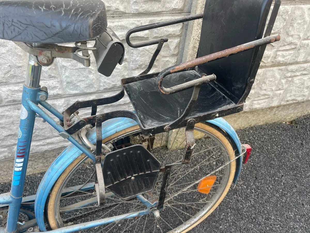 Ladies bicycle - Image 2