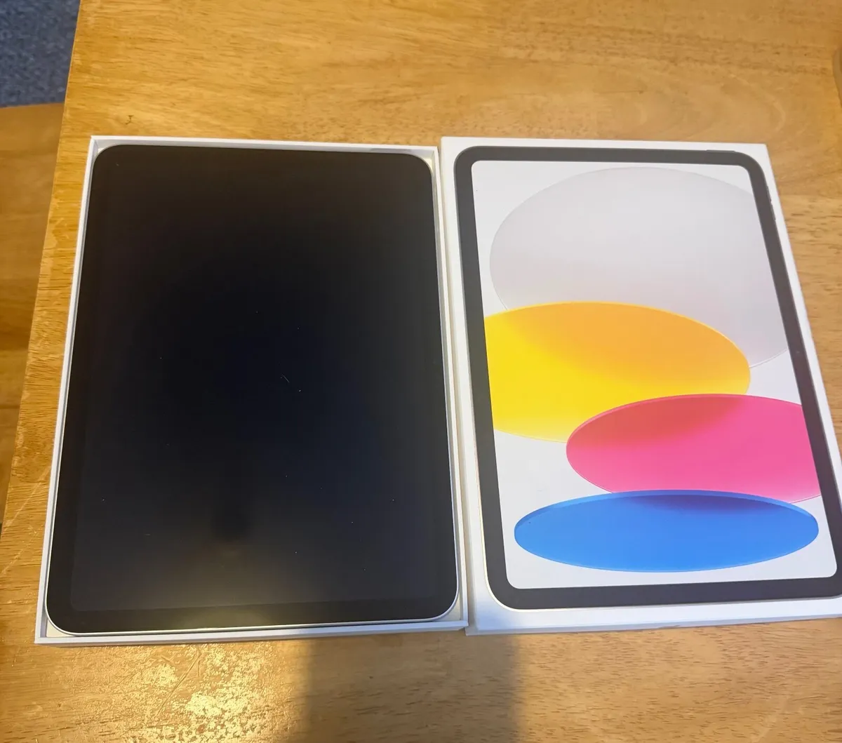 iPad - Image 1