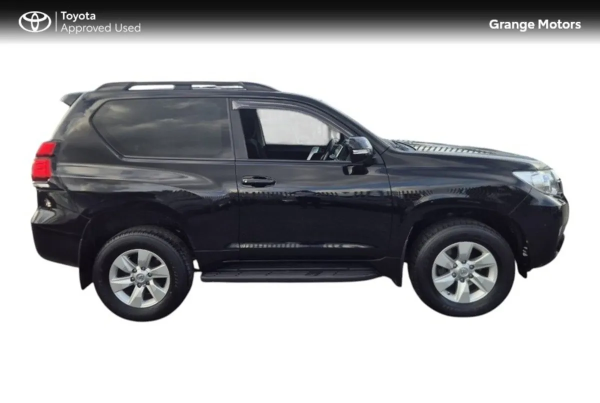 Toyota Land Cruiser 2.8 SWB COMMERCIAL AUTO - Image 4