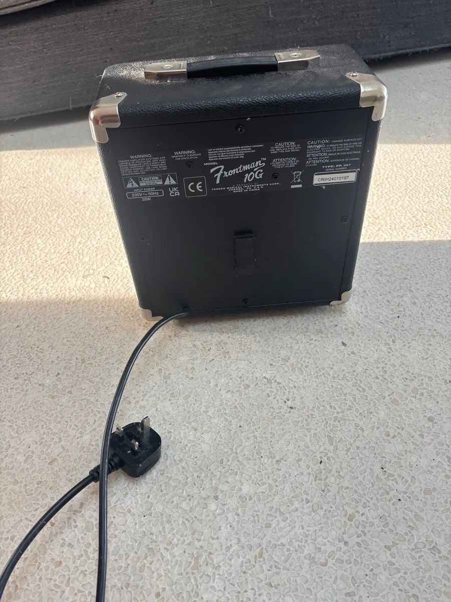 Fender frontman guitar amp - Image 3