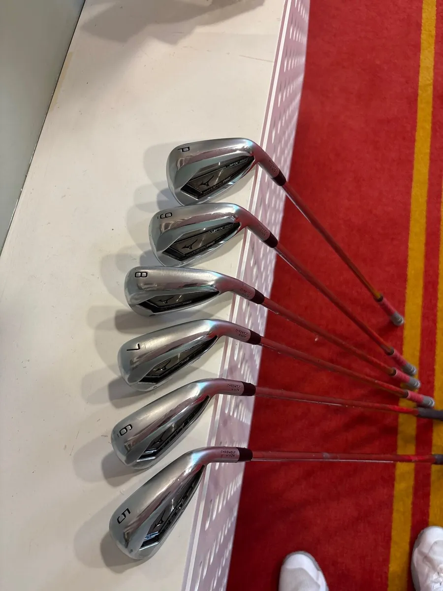 Mizuno JPX 921 Hot Metal Pro (5-PW) Red - Image 2