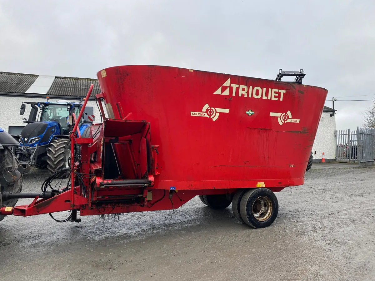 Price Drop on The Trioliet ZK1600 Metre Feeder! - Image 2