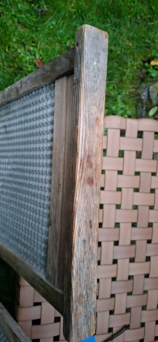 Vintage Washboard - Image 3