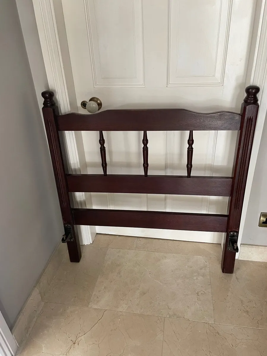 Single bed frame - Image 1