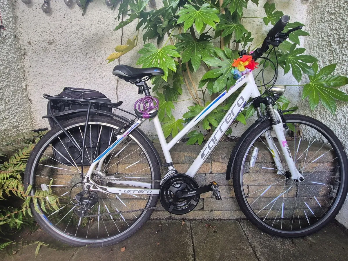 Ladies bicycle - Image 2