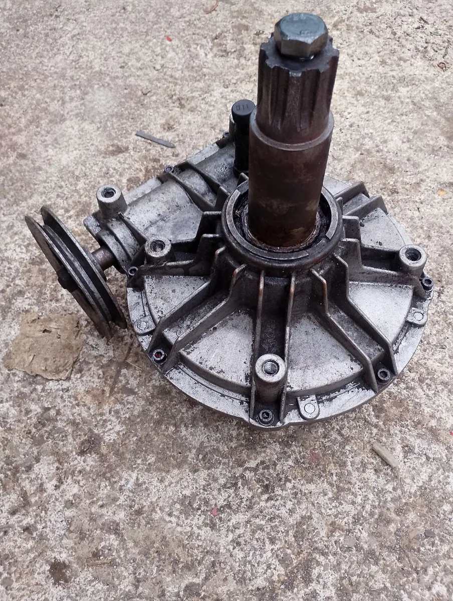 Corghi tyre machine gearbox rotating 2002 - Image 2