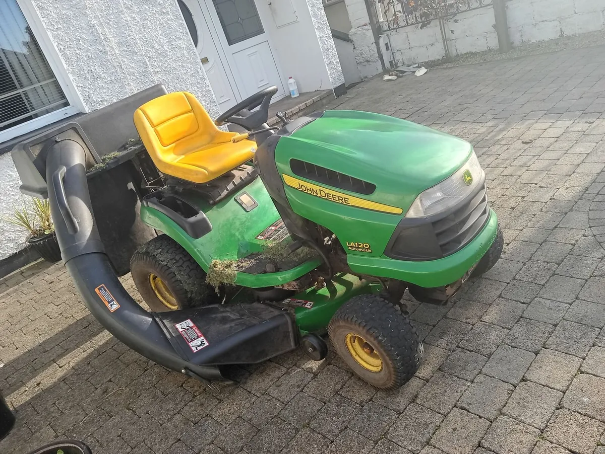 John deere ride on lawnmower - Image 3