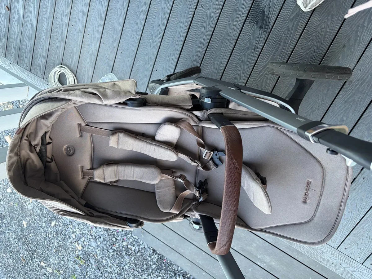 Maxi Cosy Buggy - Image 3