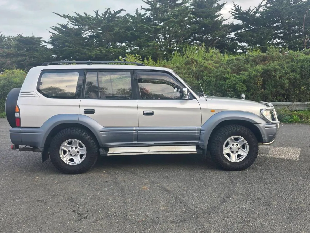 TOYOTA LANDCRUISER PRADO - Image 2