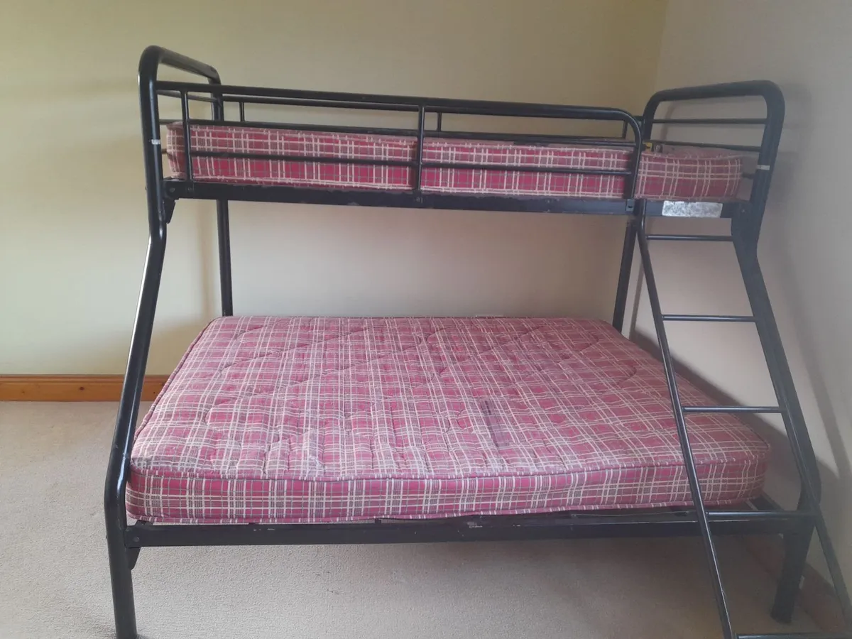 Bunk bed - Image 1