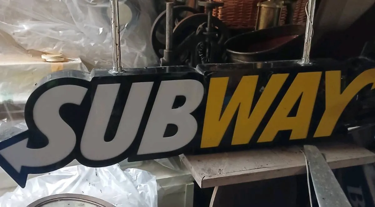 Large subway sign - Image 1