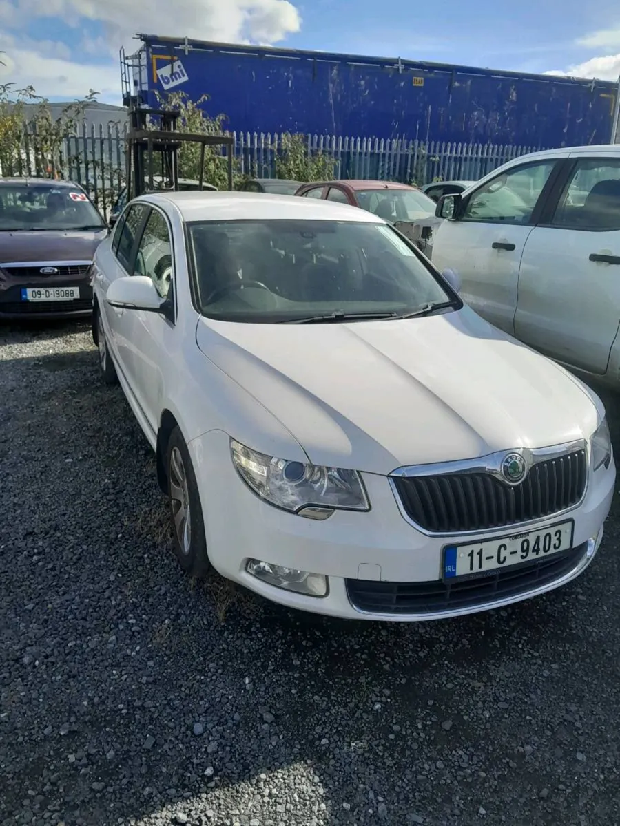 Skoda superb 2011 - Image 3