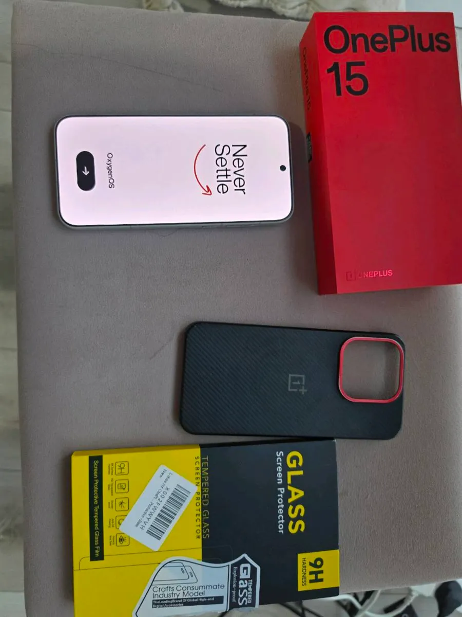 OnePlus 15 - Image 1