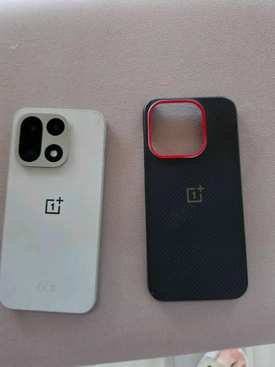 OnePlus 15 - Image 2