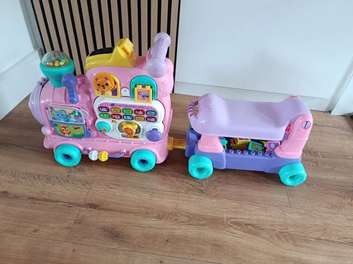 Vtech ride on train - Image 2