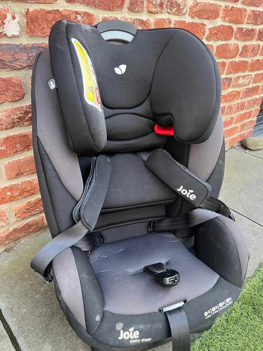 Car seat - Image 1
