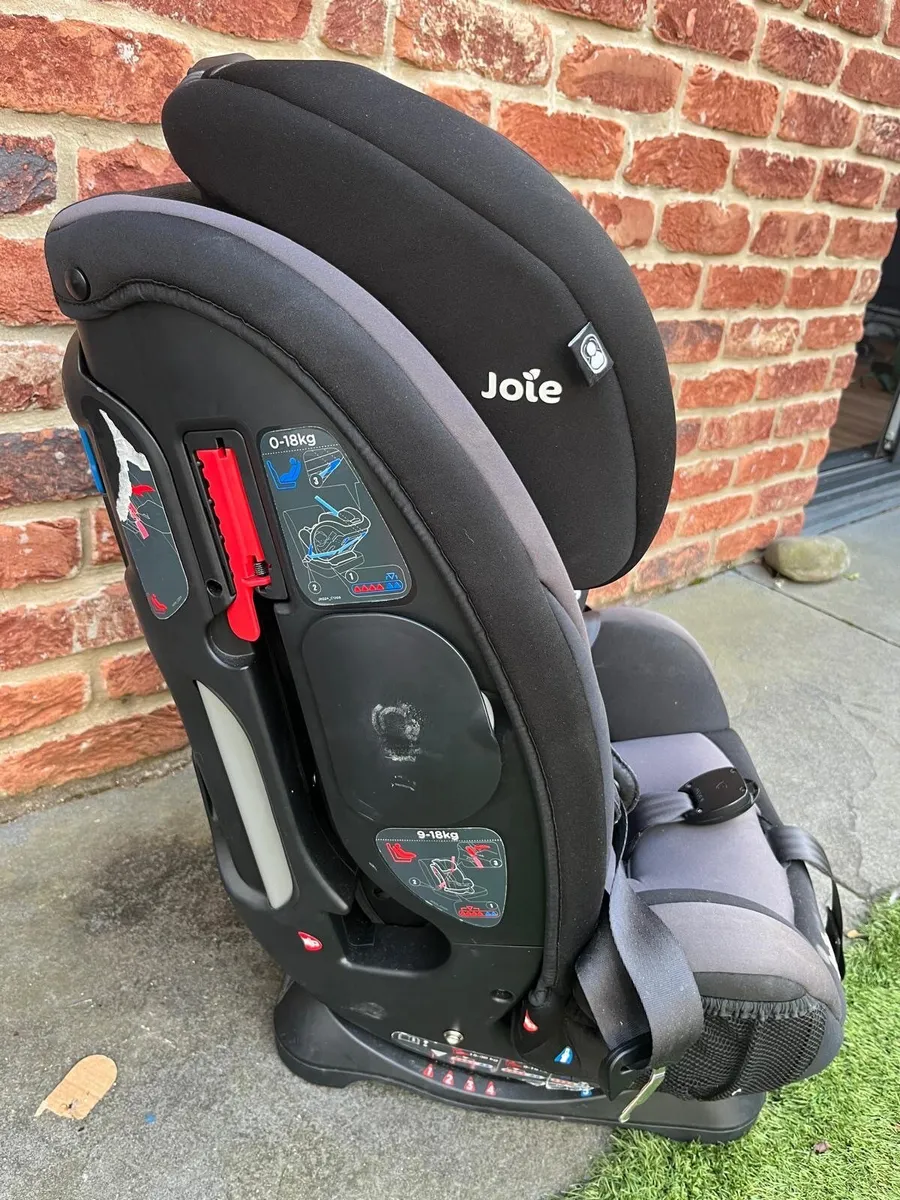Car seat - Image 2