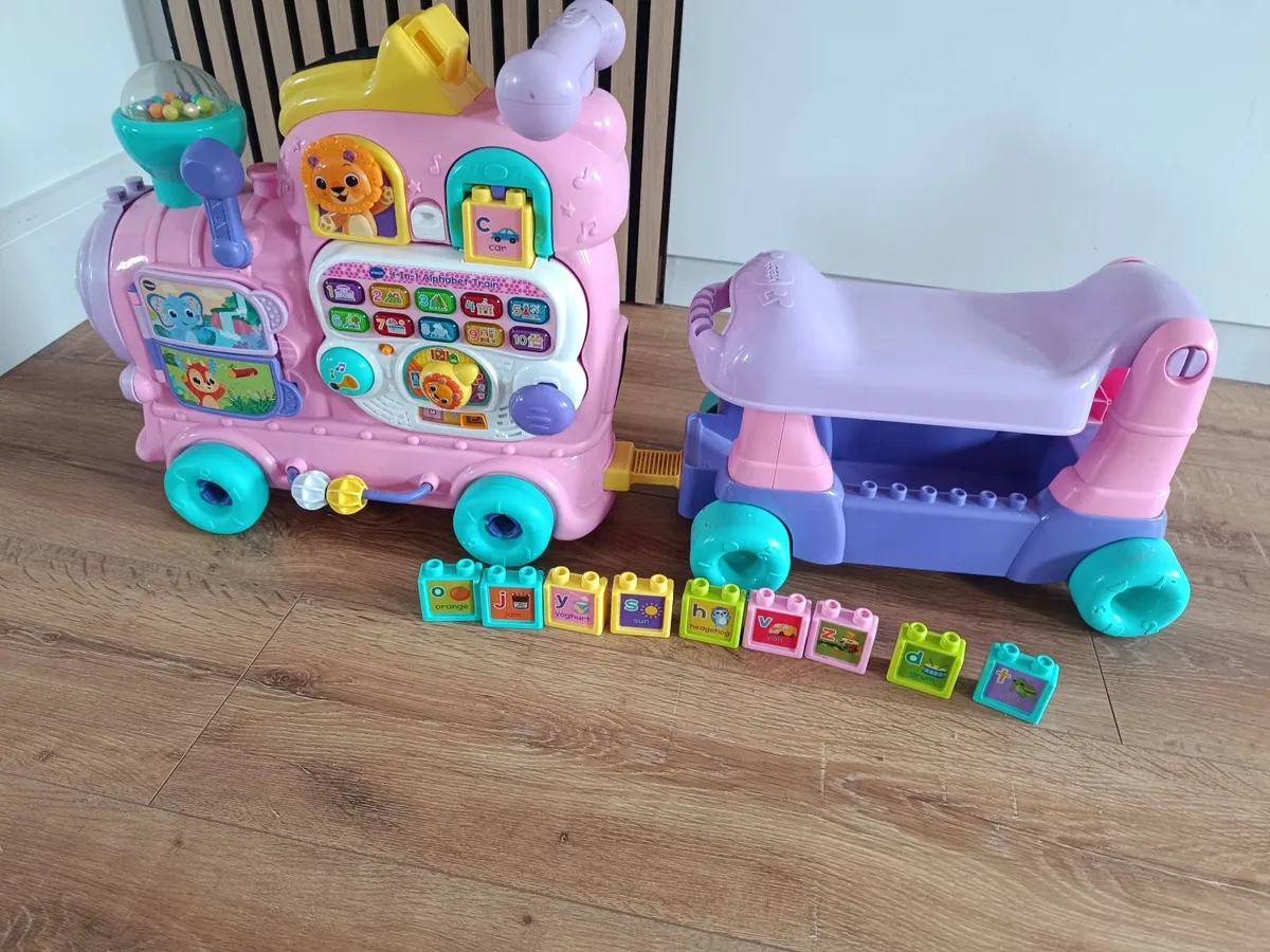 Vtech ride on train - Image 1