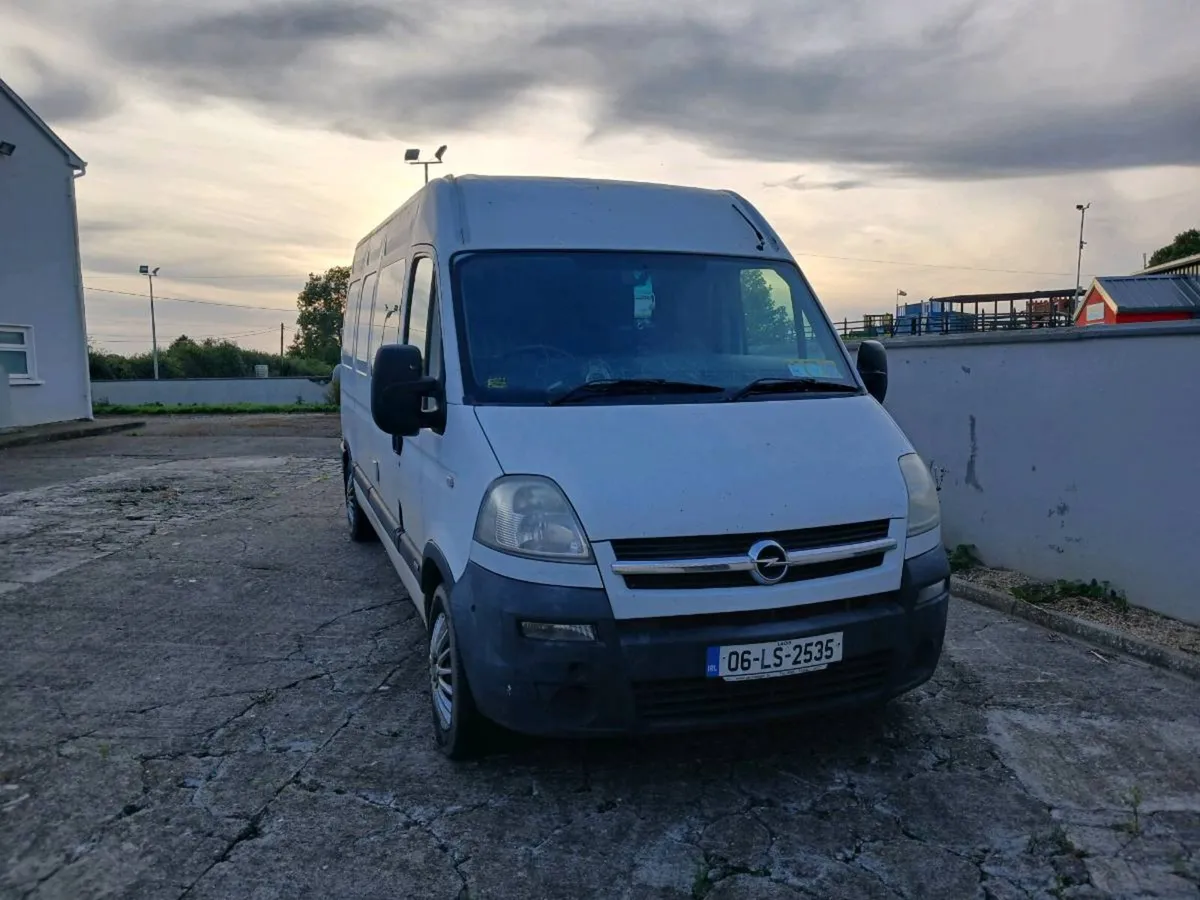 Opel Movano 2.5 Camper - Image 2