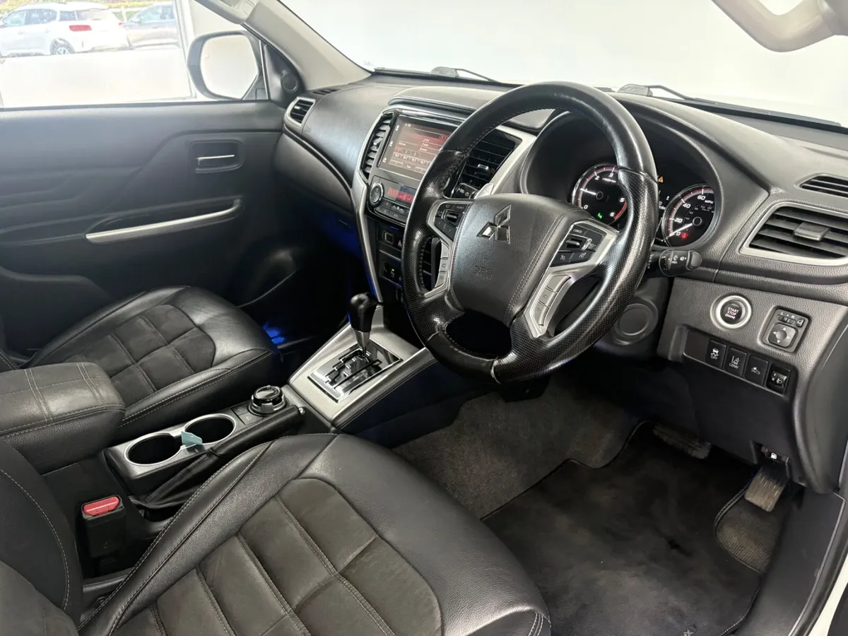 Mitsubishi L200 2.3D Barabarian X Auto 2020 - Image 2