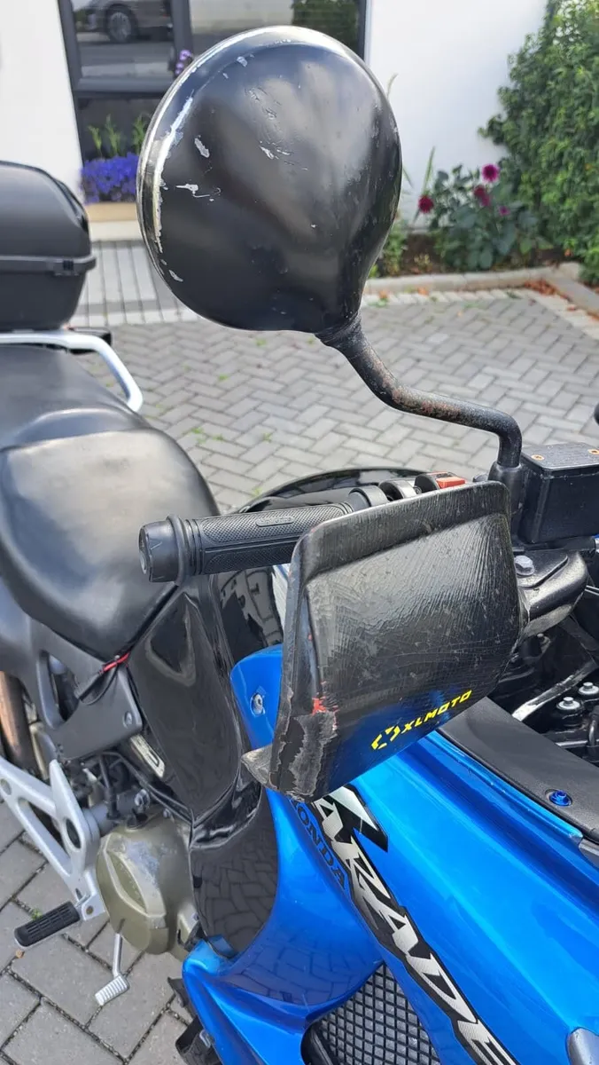 Honda XL Varadero 2001 - Image 4