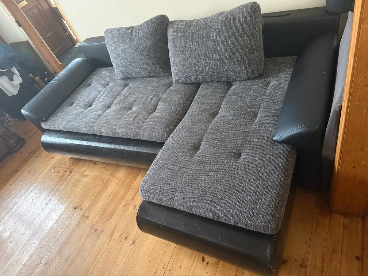 Free Pull out sofa bead - Image 2