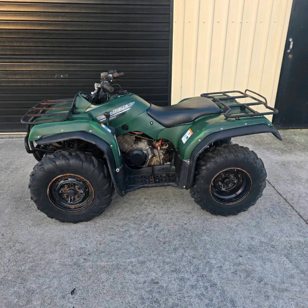 2018 Yamaha grizzle 350 auto - Image 1
