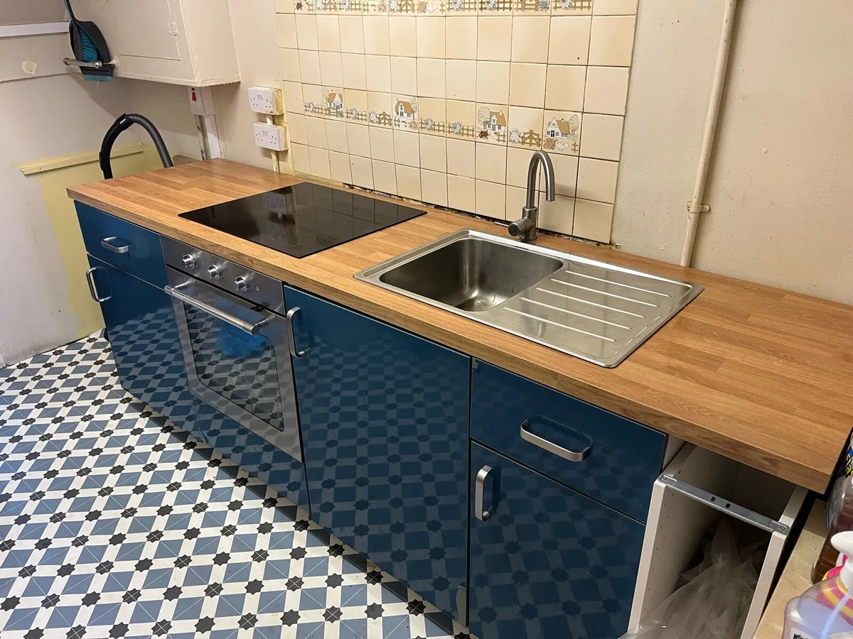 Kitchen - Image 3