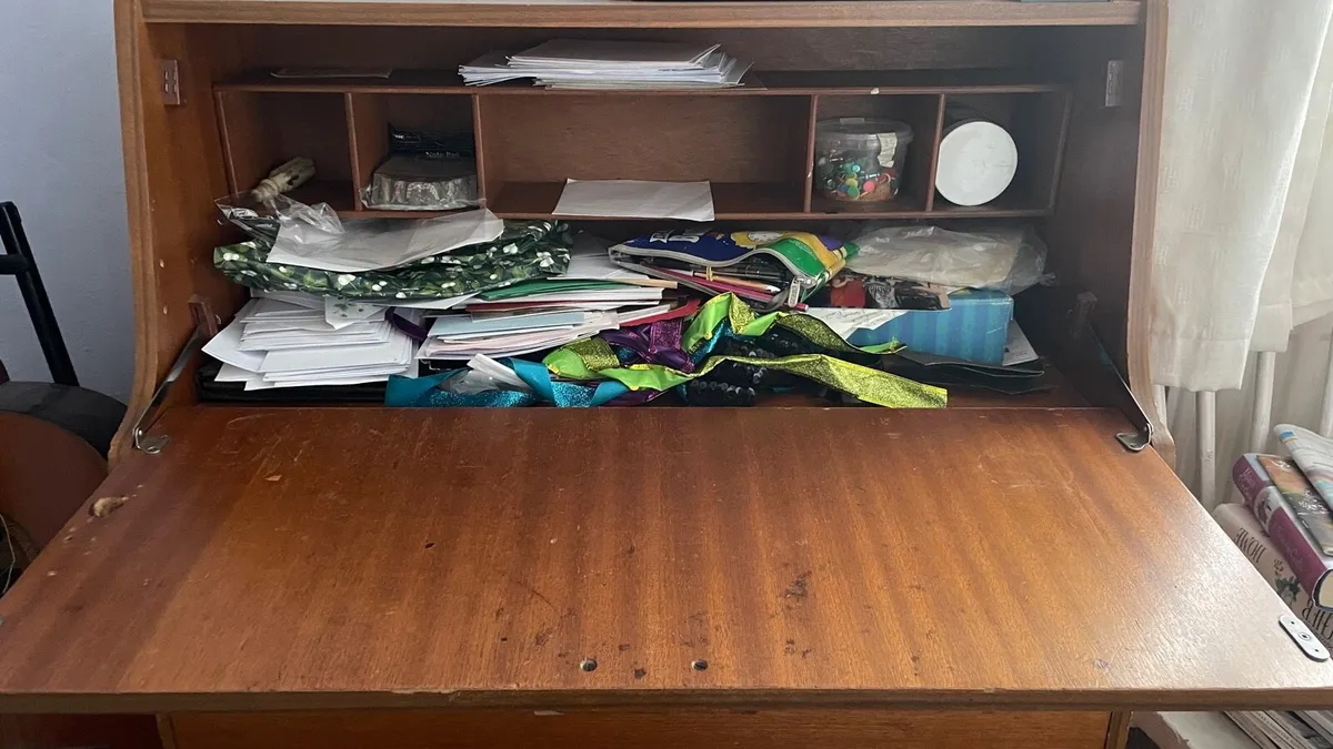 Bureau - Image 2