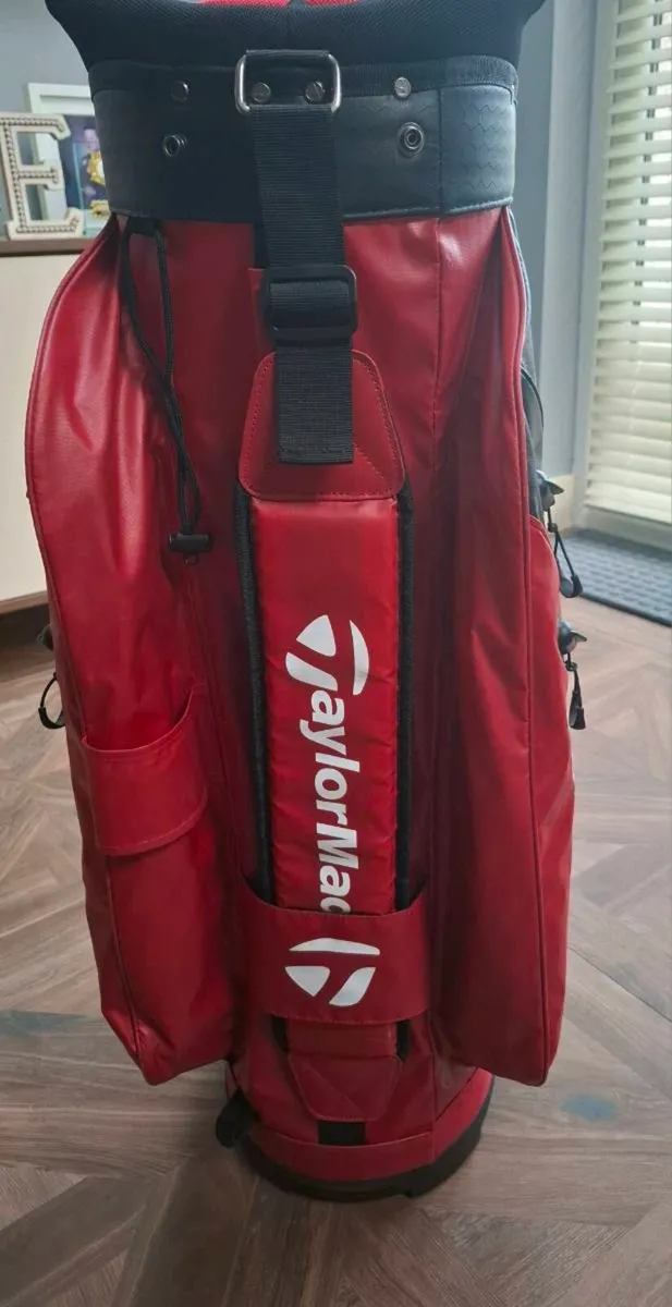 TAYLORMADE STORM DRY CART BAG - Image 4