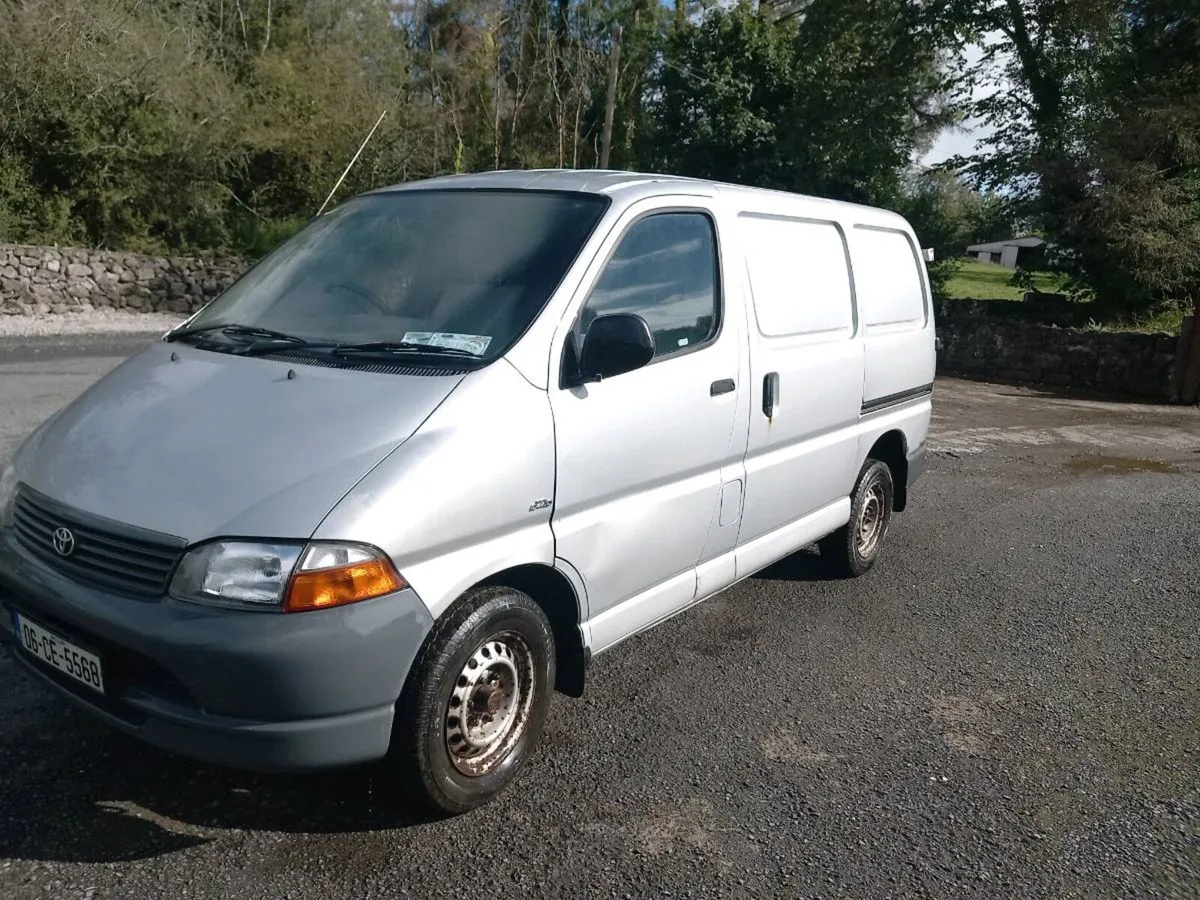 Van - Image 2