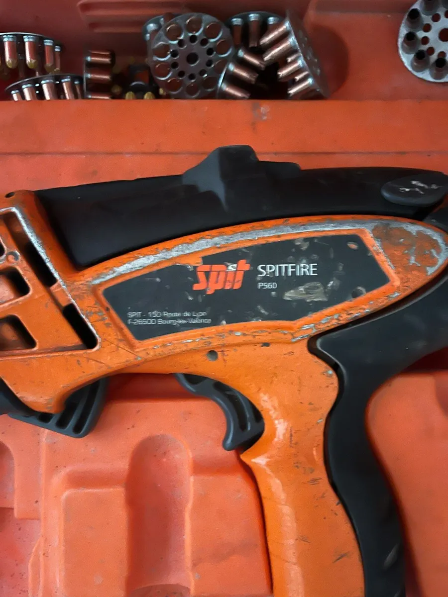 Paslode spit gun P560 - Image 3