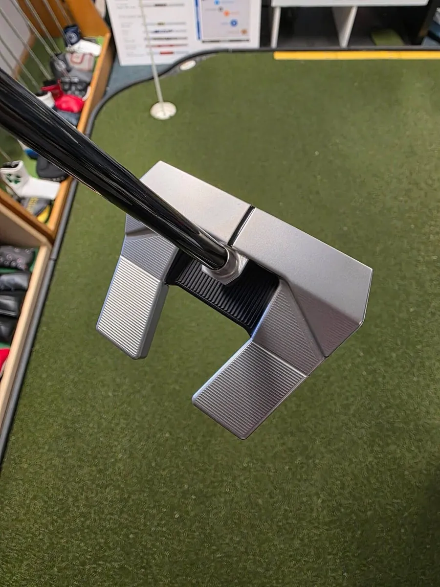 Scotty Cameron Phantom 2026 OC 5 Putter - Image 2