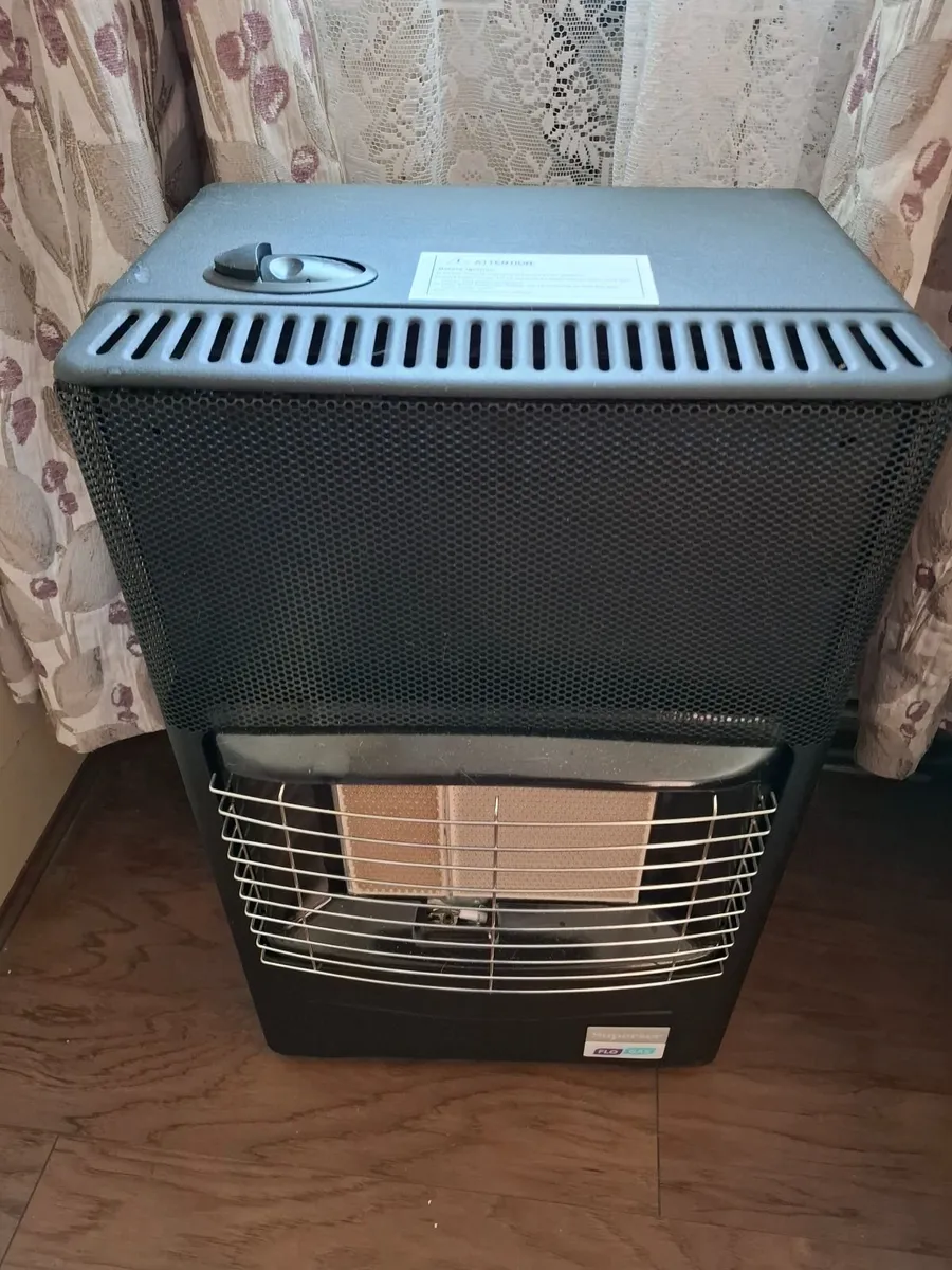 House clearance - final chance, dump on Tuesday - Image 4