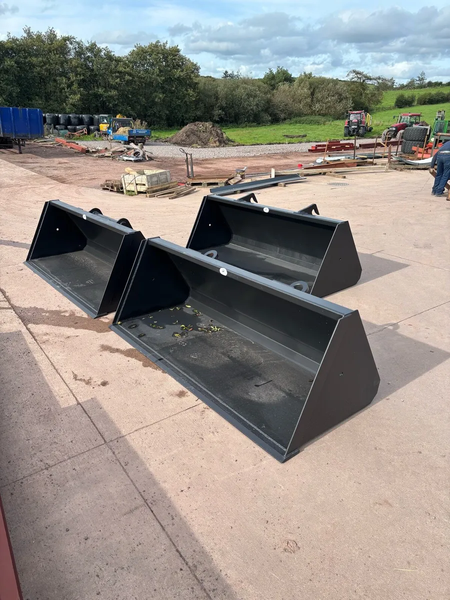 7ft6 Telehandler Buckets - Image 4
