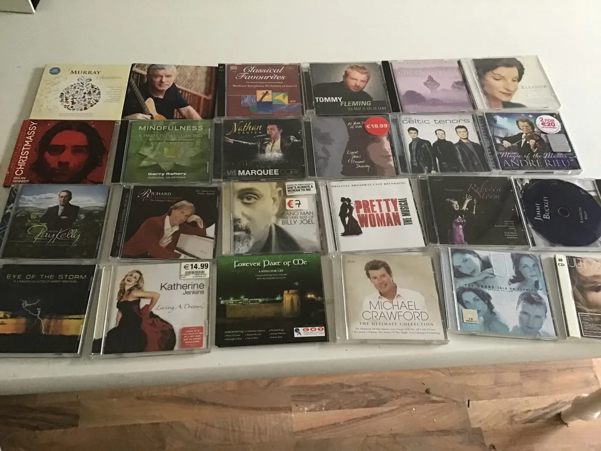 Cds books and games - Image 2
