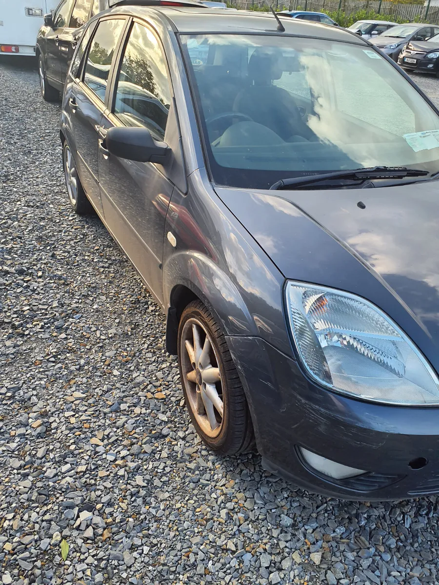 Ford Fiesta 2004 steel one owner 64,000 - Image 2