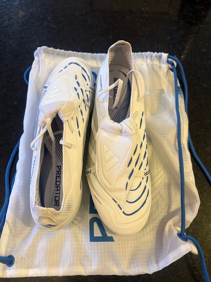 Adidas predators elite boots - Image 1