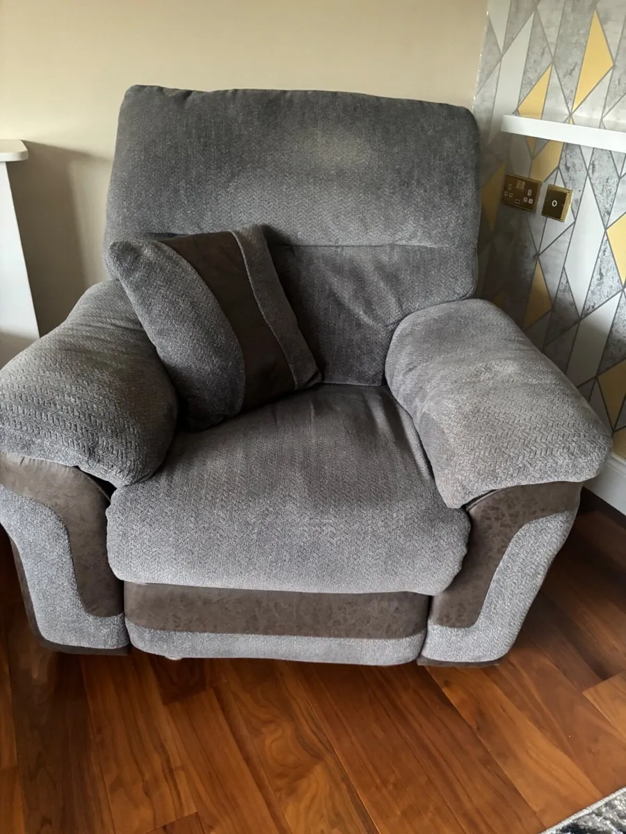 Furniture - Image 3