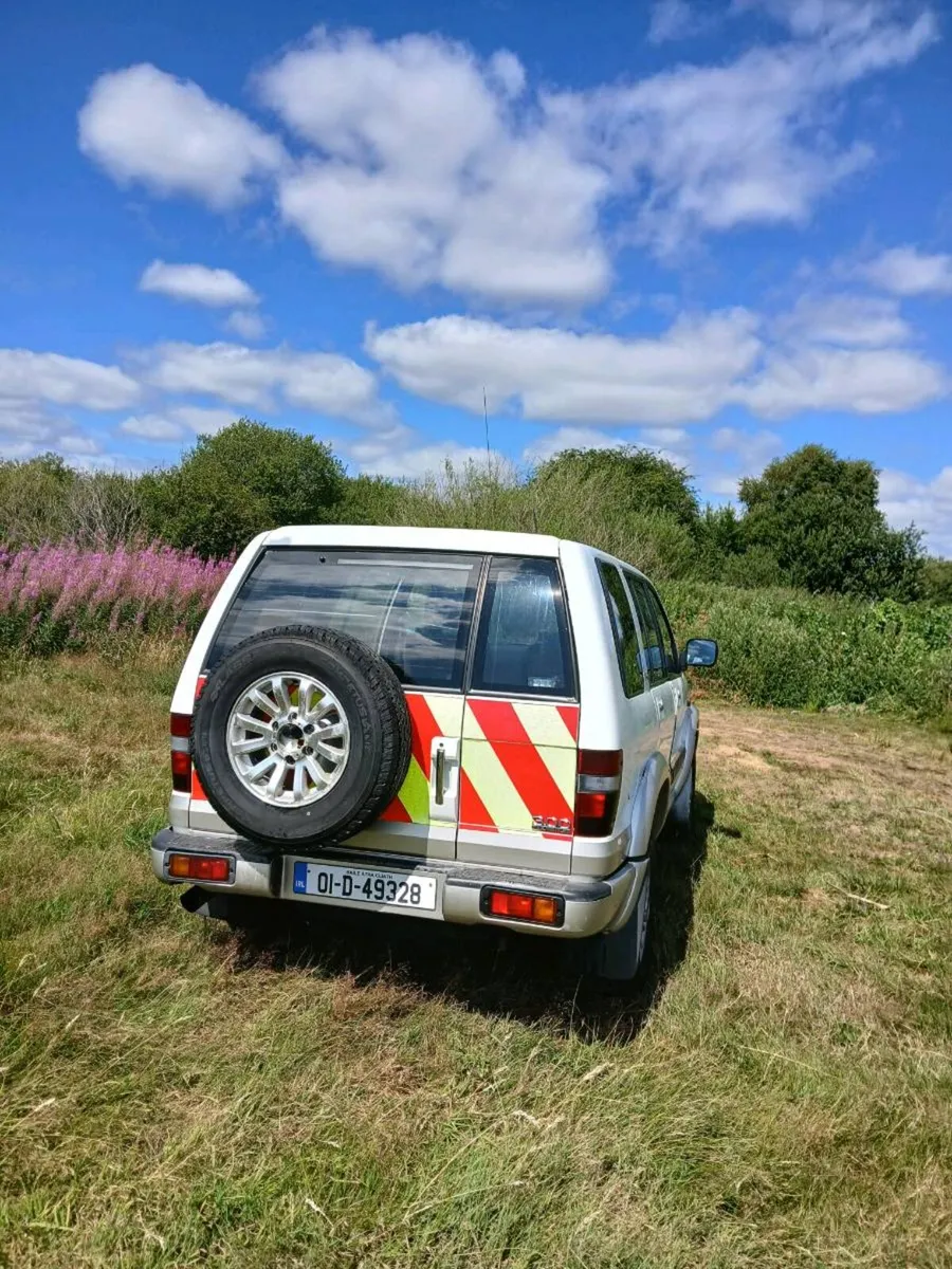 Isuzu trooper 3.0 diesel commercial - Image 4