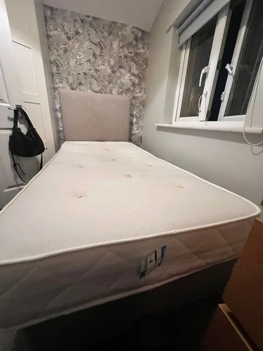 Household items as a bundle or separately - must go tomorrow or Wednesday the latest!. - Image 4