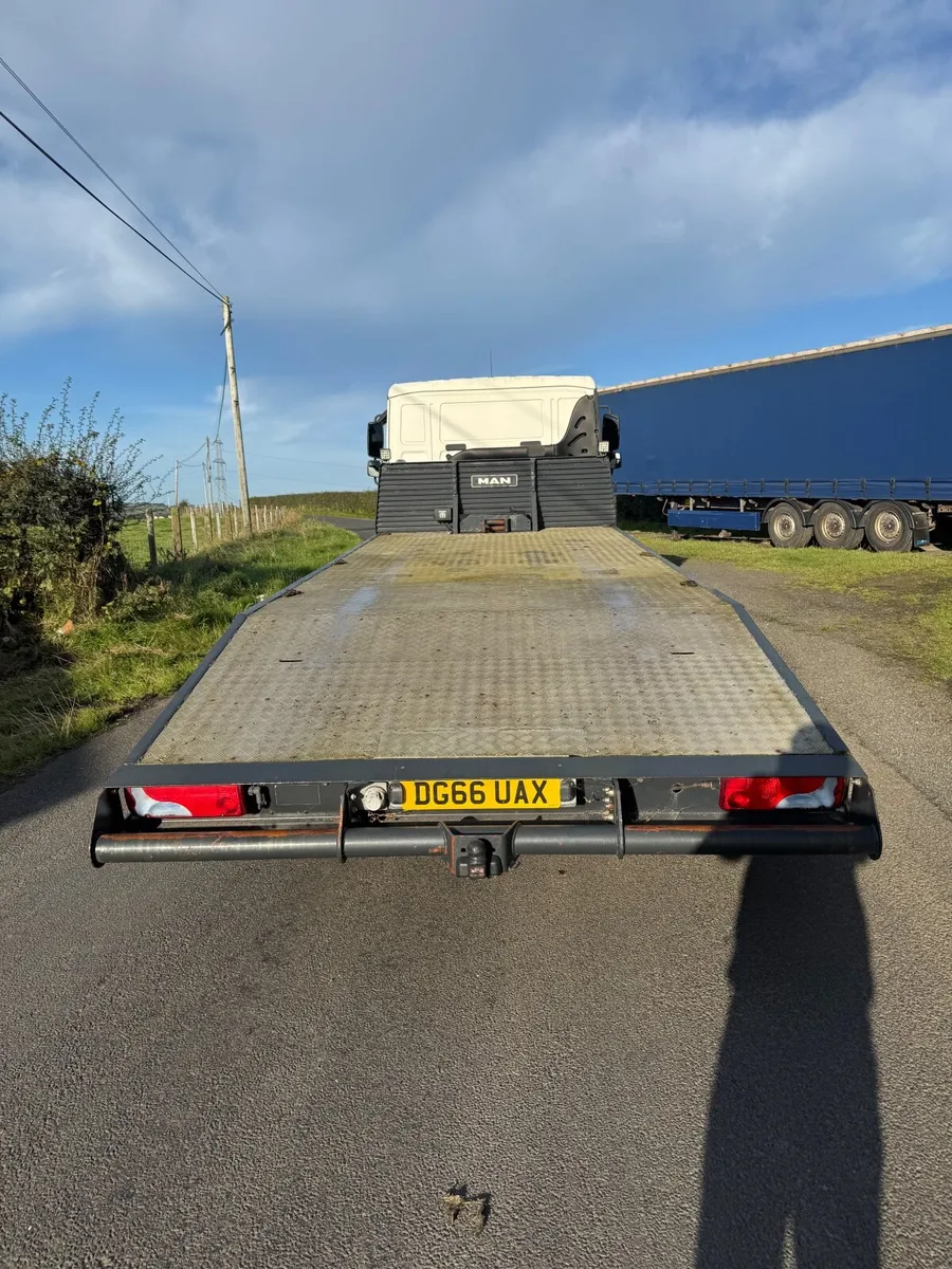 Man Beavertail Plant Lorry - Image 3