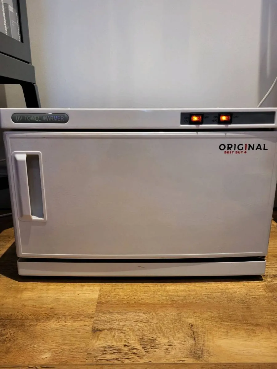 UV TOWEL WARMER - Image 1