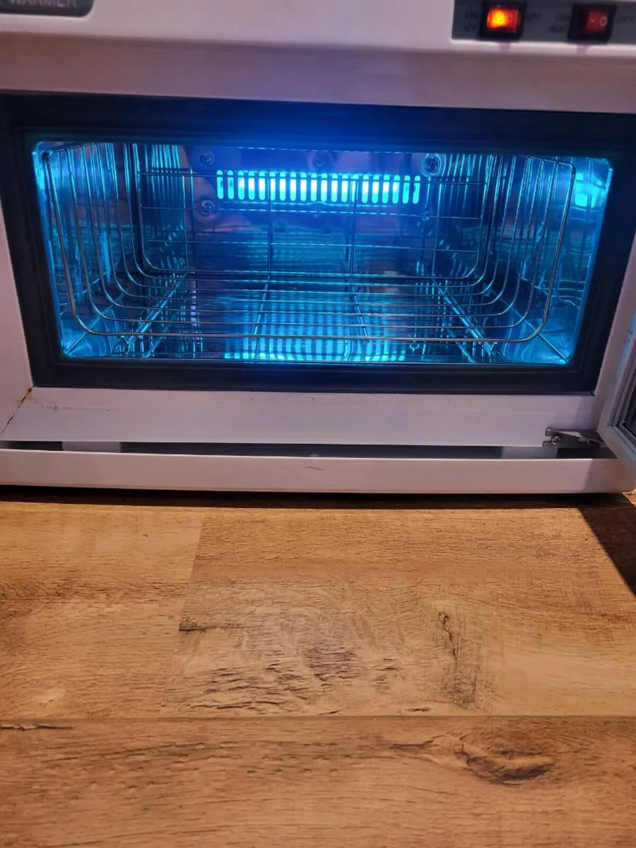UV TOWEL WARMER - Image 2