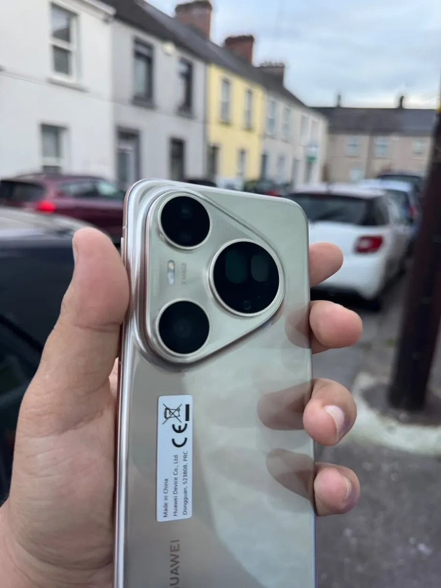 Huawei Pura 80 Ultra 512GB, Excellent Condition - Image 3