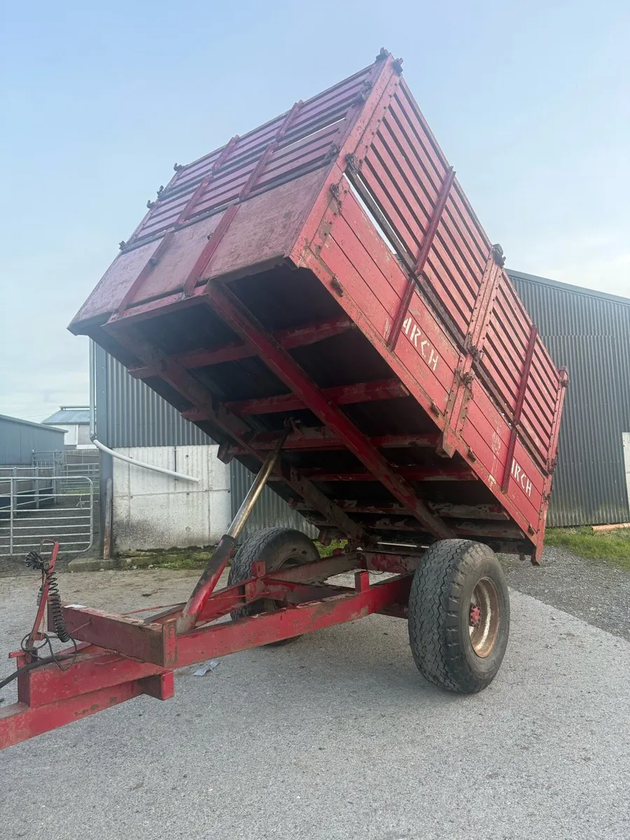 11x7 Arch tipping trailer - Image 4