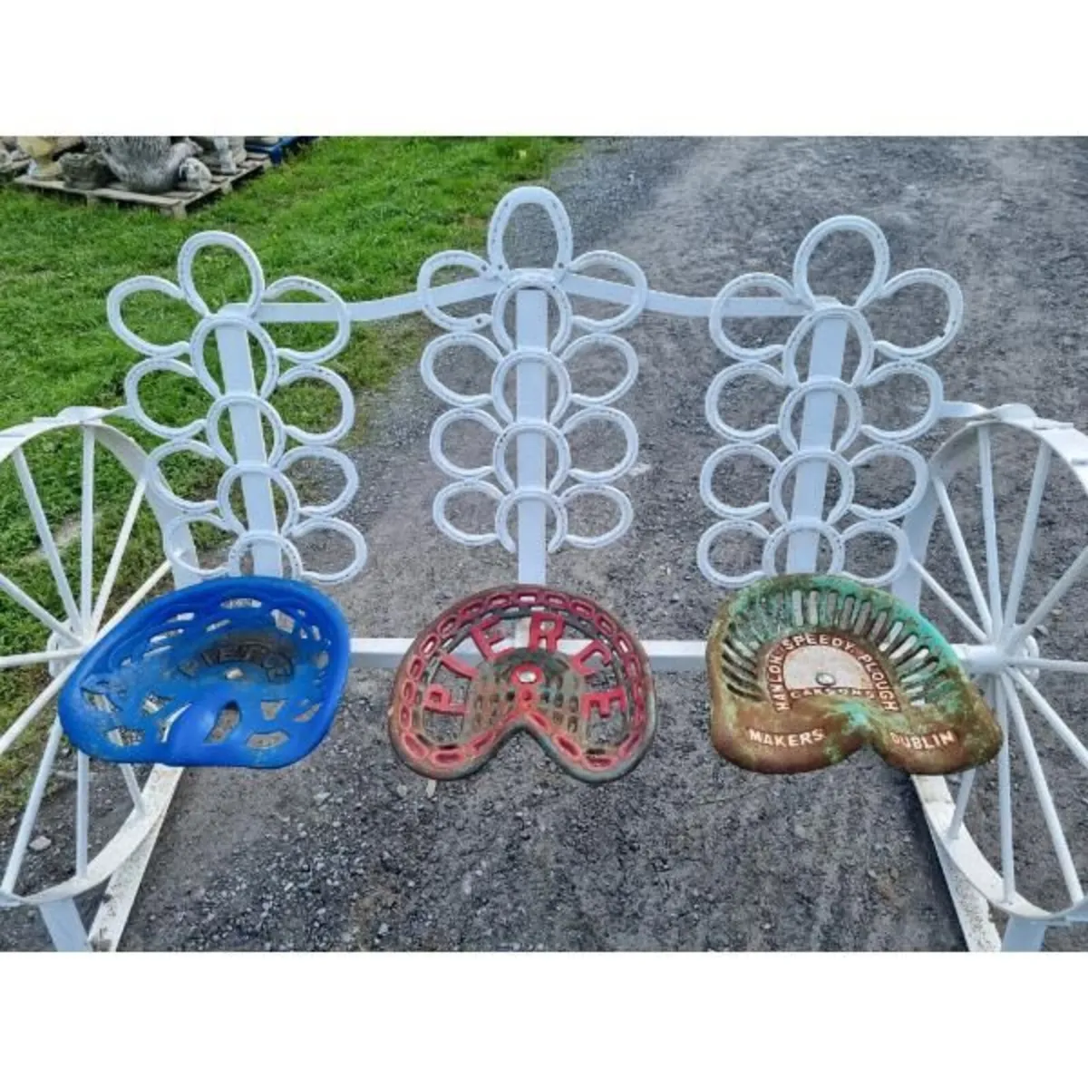 Cart Wheel Bench With Tractor Seats KAS1360 - Image 4